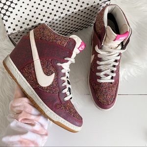 Nike Dunk Sky Hi Liberty